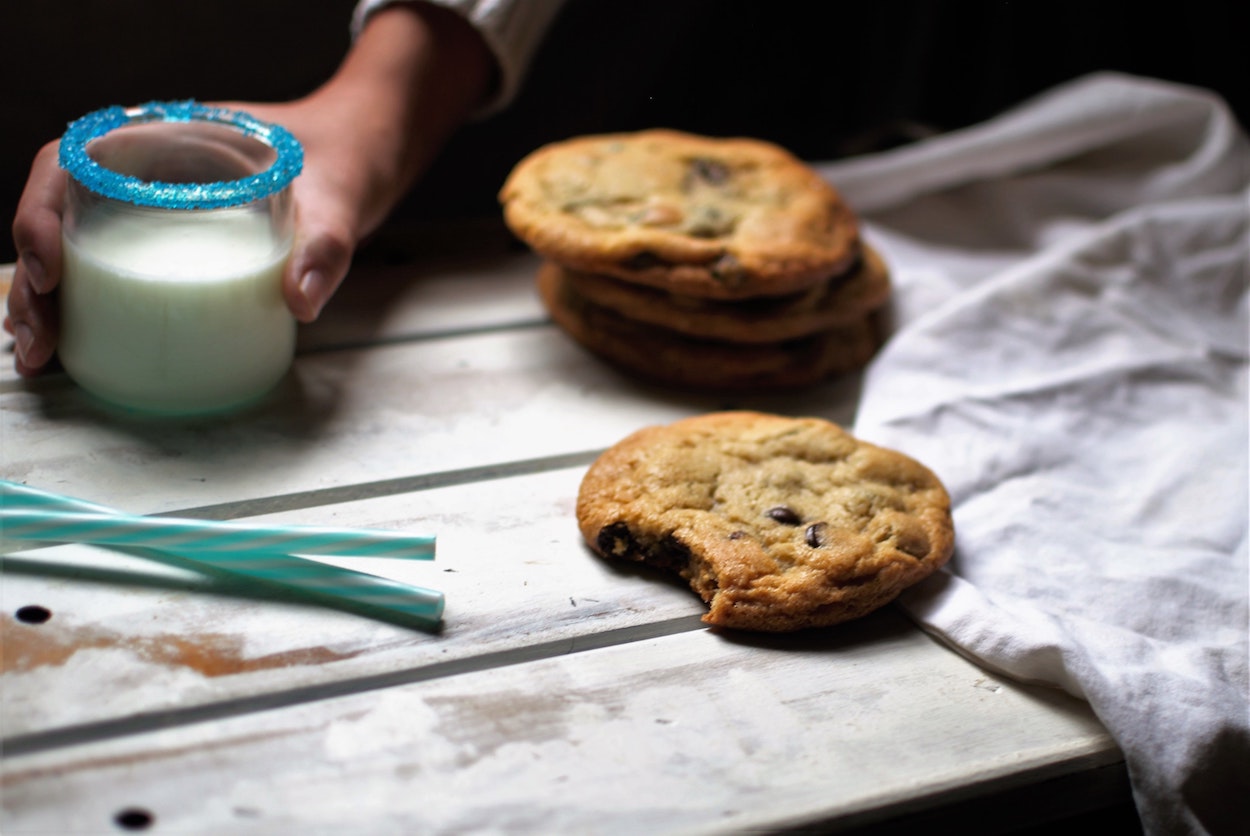 Chocolate chip cookies and a glass of milk
